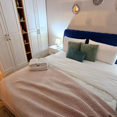 Luxury At Marini's Apartamento